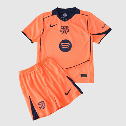 Derde 25/26 Kinder shirt en broekje