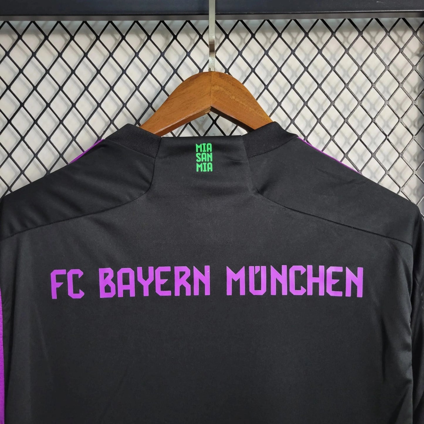 Away 23/24 Men’s Shirt