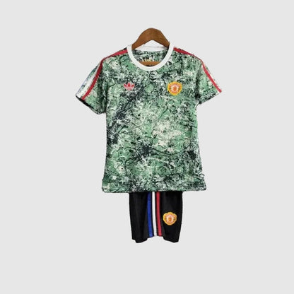 Kids Tenue 24/25