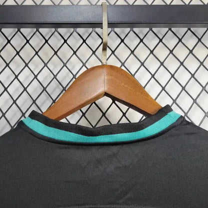 X LeBron 24/25 herenshirt