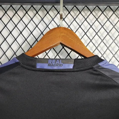 Retro Uitshirt 2016/17 Lange Mouw