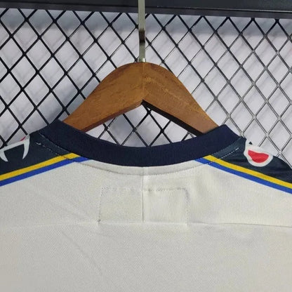 Retro Uitshirt 02/03
