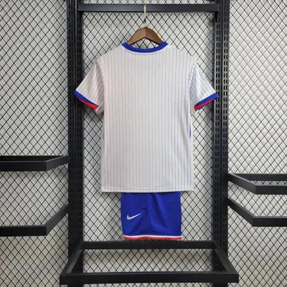 Uit-tenue 24/25 voor kinderen