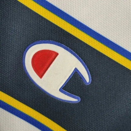Retro Uitshirt 02/03