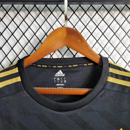 Retro Uitshirt Lange Mouwen 2011/12