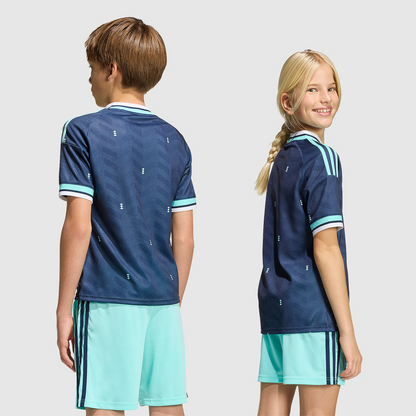 Uittenue 26/27 Kinder T-shirt Set