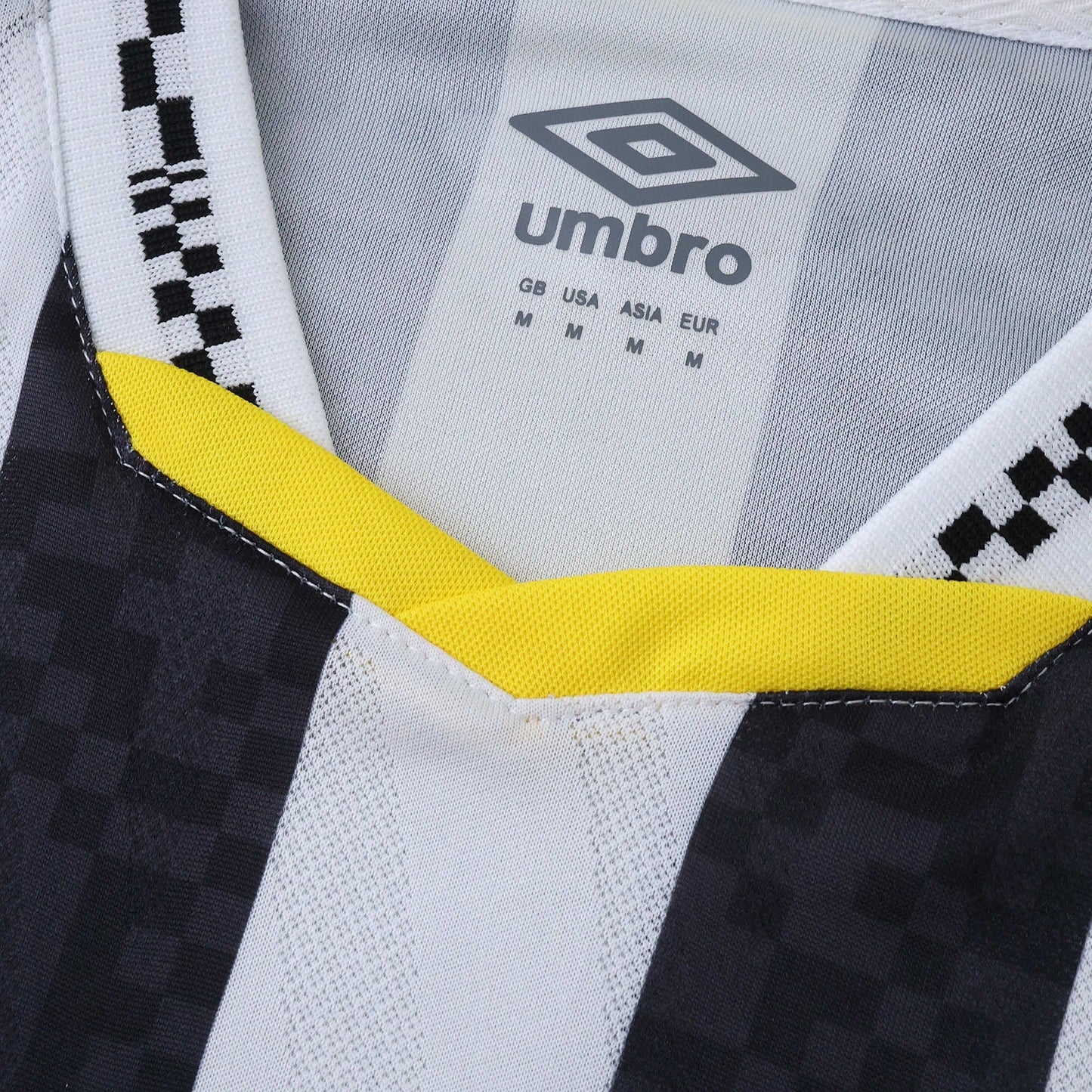Away 25/26 Women’s Shirt