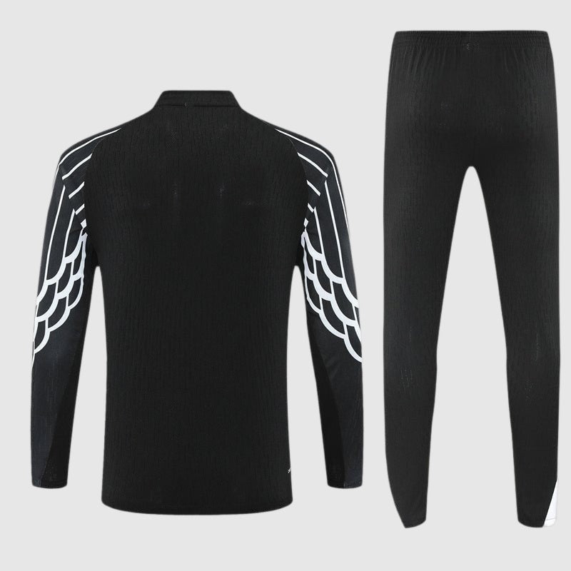 25/26 Tracksuit Kit