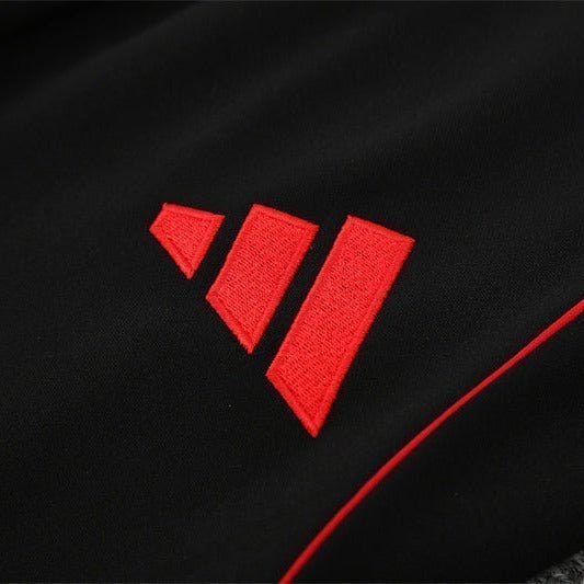 25/26 Tracksuit Kit