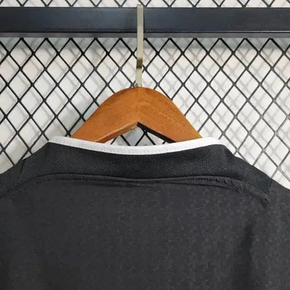 Retro Uitshirt 03/04