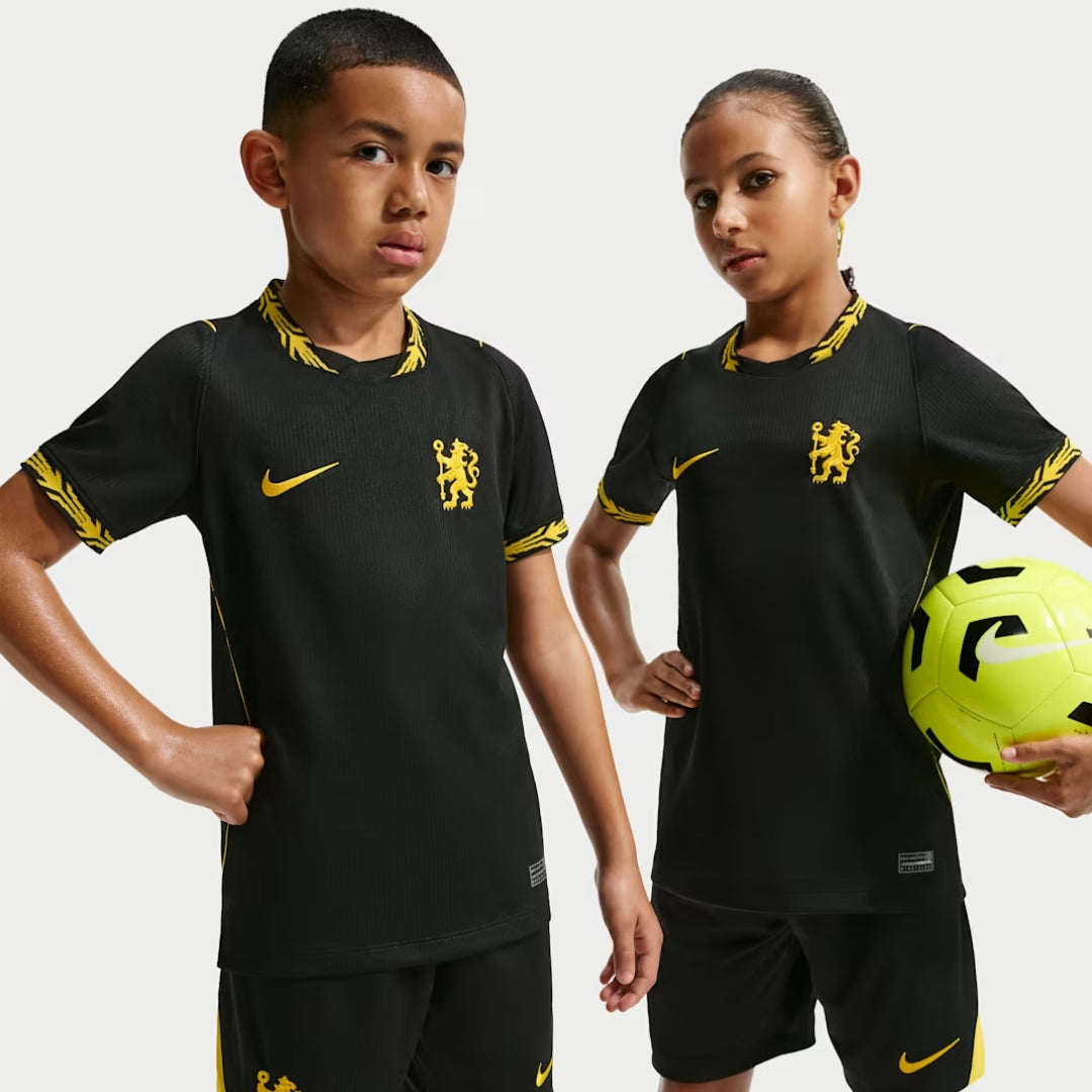 Away 26/27 Kids Shirt Kit