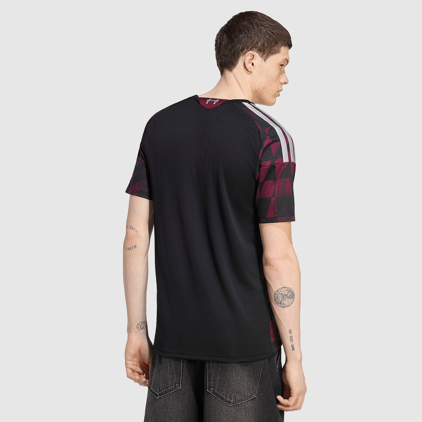 Third 26/27 Men’s Shirt